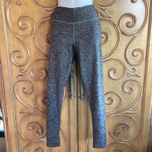 Victoria’s Secret Pink leggings